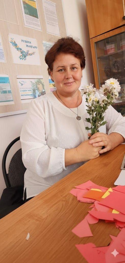 Библиотекарь - Овчинникова Ирина Николаевна